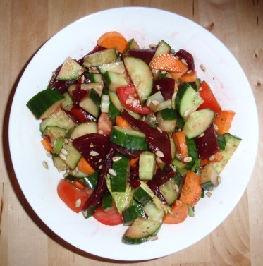 Healthy Salad by Sandy Bröcking